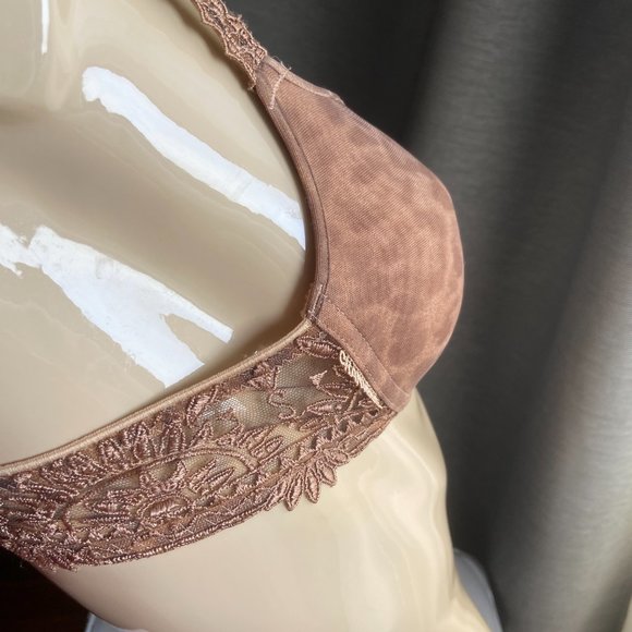 34B Chantelle animal print spacer fabric tshirt bra - Picture 10 of 12